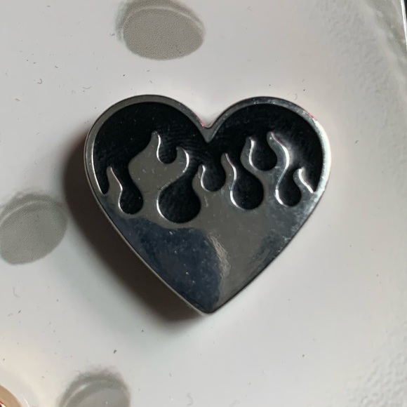 Crocs Jibbitz Elevated Chill 5 Pack - Picture 4 of 7